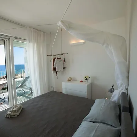 Vistamareugento Holiday home *